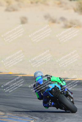 media/Dec-05-2024-Racers Edge (Thu) [[e102e0690b]]/3-B Group/Session 1 Turn 8 Backside/